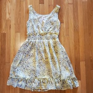 5/$20 Vintage yellow floral sleeveless v-neck chiffon knee length dress medium
